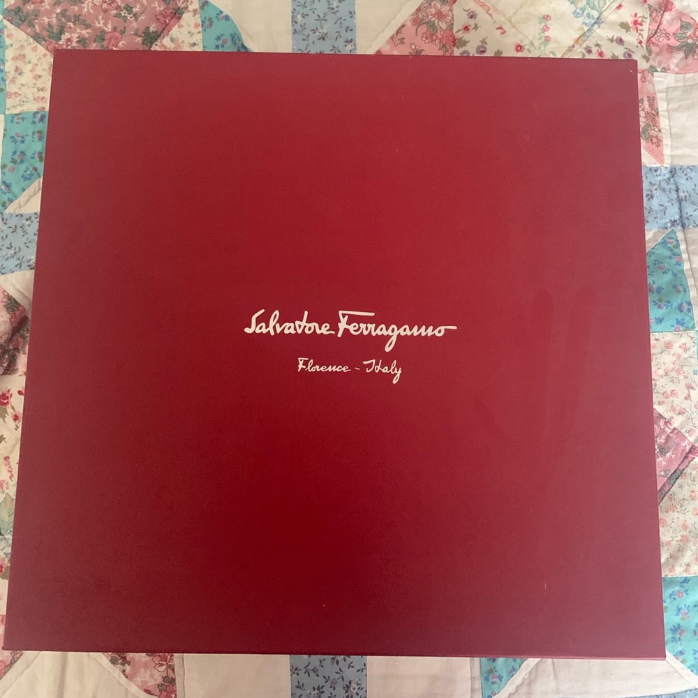 Salvatore ferragamo big shoe box size 6.5
